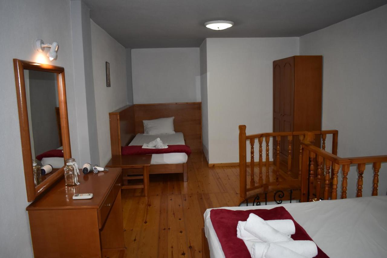 Galanis Studios And Apartments Platamonas Exteriör bild